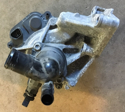 2012-2014 Toyota Prius C 1.5L Water Pump W/ Coolant Thermostat Housing.